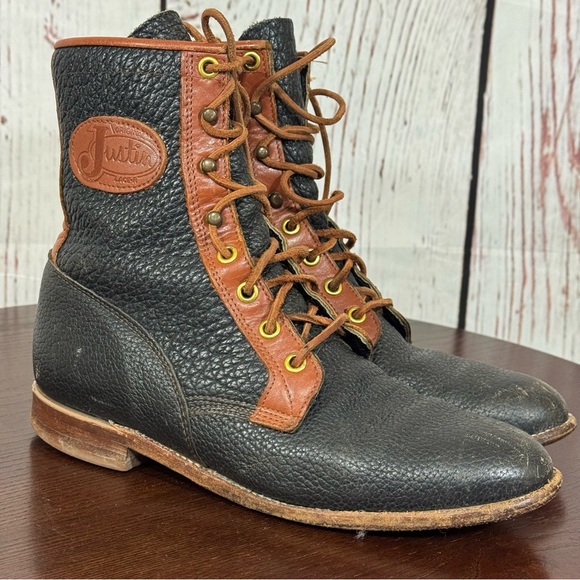 Justin Vintage 90s WoMen's Black and Brown Pebbled Leather Lace up Moto Boots 7 - Picture 1 of 17